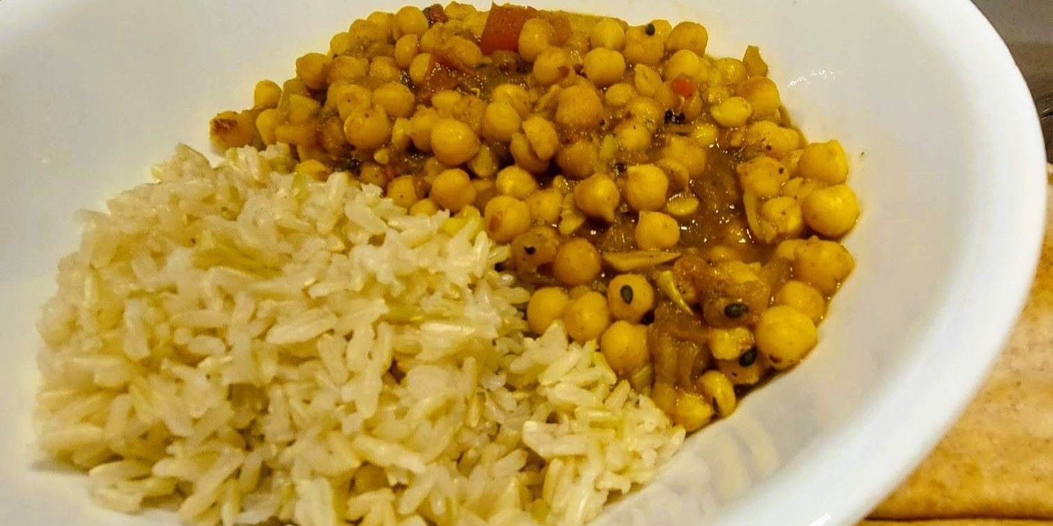 25-Minute One-Pot Chickpea Curry Stew: The Versatile Plant-Based Dinner That’s Perfect for Weeknights