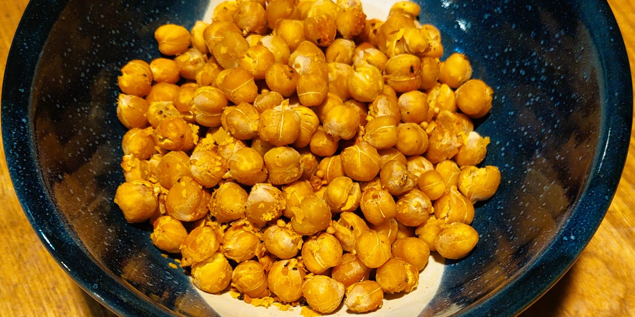 Crispy Roasted Chickpeas: The Perfect 25-Minute Protein-Packed Snack That Will Transform Your Snacking Habits
